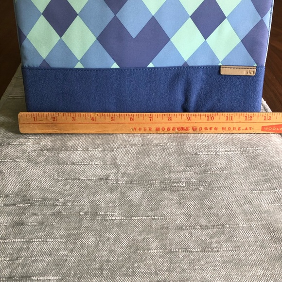 Laptop Sleeve - Picture 2 of 7